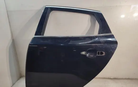 Volvo V40 Rear door
