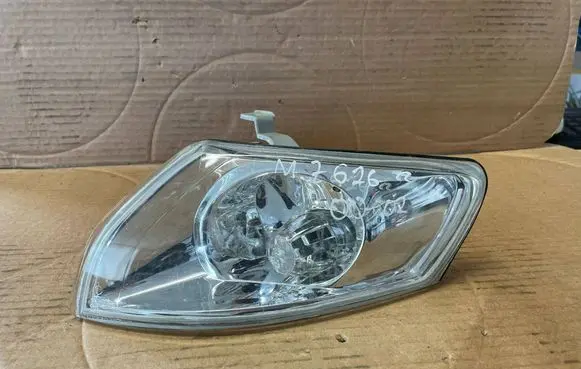 Mazda 626 Front indicator light GG3E51070D GG3E5107XC 21061918L