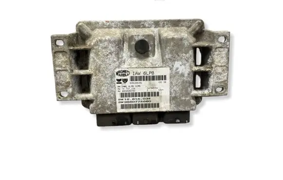 Peugeot 307 Engine control unit/module 9659580780 16814034