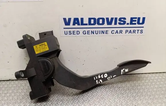 Iveco Daily 4th gen Accelerator throttle pedal 0281002632 504061734 791305122