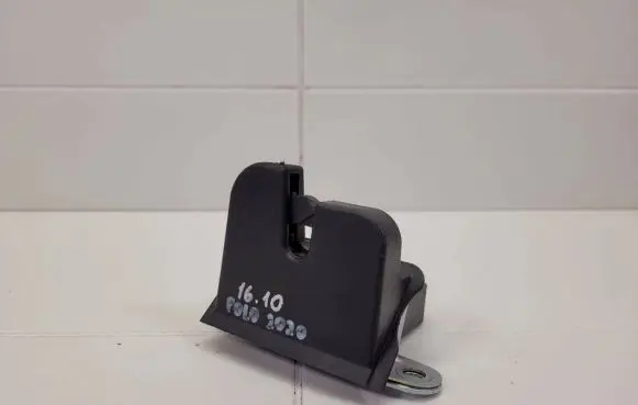Volkswagen Polo Tailgate/trunk/boot lock/catch/latch 2G6.827.505.B