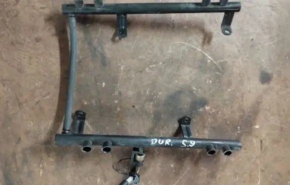 Dodge Durango I Fuel main line pipe
