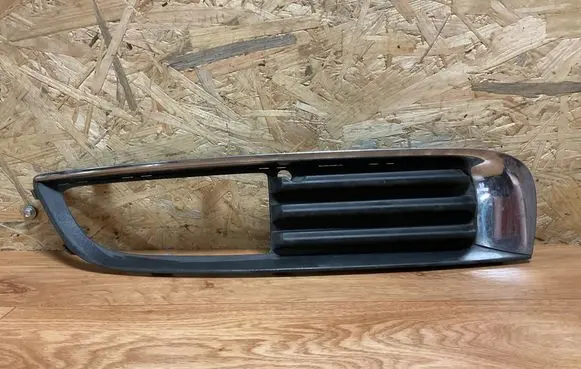Opel Insignia A Front fog light trim/grill 13238370 551004542