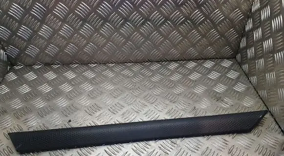 BMW 3 E46 Other front door trim element 7047158