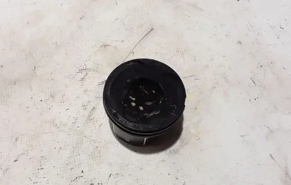 Volvo XC60 Piston with connecting rod 08714400