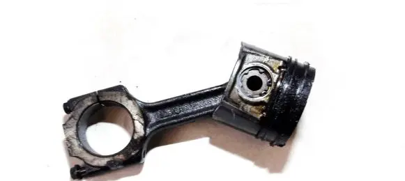 Fiat Punto (188) Piston with connecting rod
