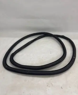 Audi A4 S4 B9 Front door rubber seal 8W0831721