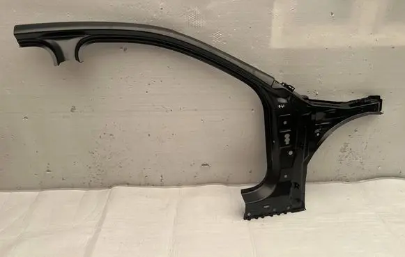 BMW 1 F40 (B) Pillar trim (exterior) 9498452 7450376