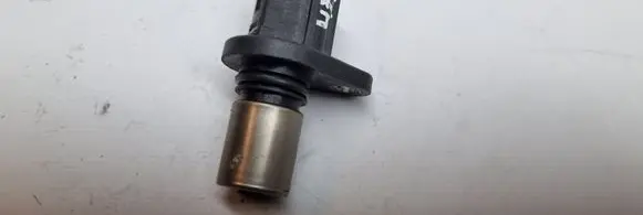 Toyota Corolla Verso AR10 Camshaft position sensor 0296000660