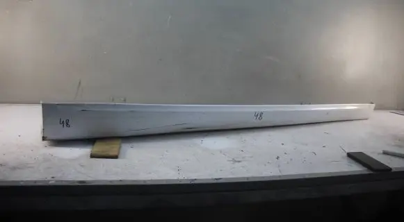 Suzuki Swift II Sill 7721170LG