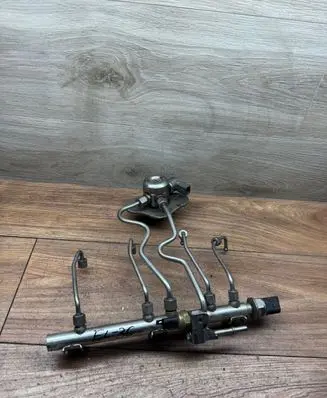 BMW X5 E70 Fuel main line pipe 7537319
