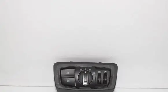 BMW 2 F46 Light switch 9311729 61319311729 9390204