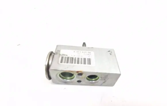 Fiat 500X Air conditioning (A/C) expansion valve 52413490 A31102500 HF01234V1