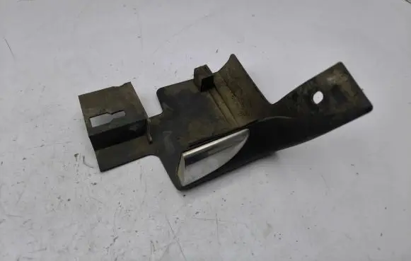 Mazda CX-7 Side skirt front trim EH6651PJ0