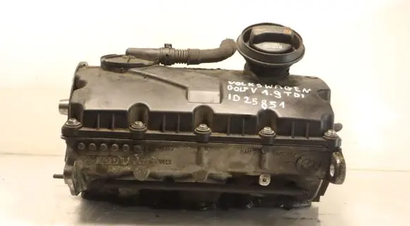 Volkswagen Golf V Engine head 