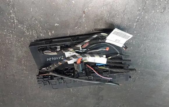 Mercedes-Benz C W203 Comfort/convenience module 2035452401 5DK00848641