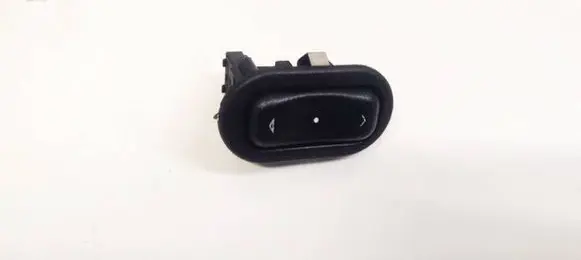 Opel Zafira A Electric window control switch 90561388 13263100