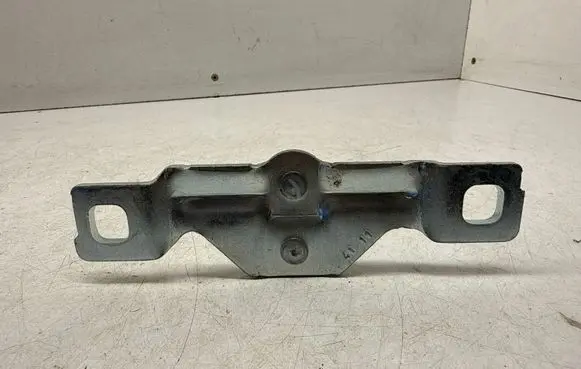Audi Q5 SQ5 8R Loading door lock loop/hook striker 8P4827507