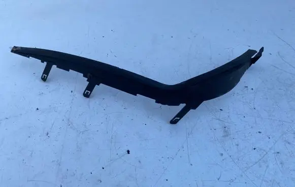 Under headlight/headlamp trim