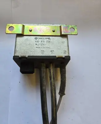 Audi A6 S6 C4 4A Other control units/modules 893919173