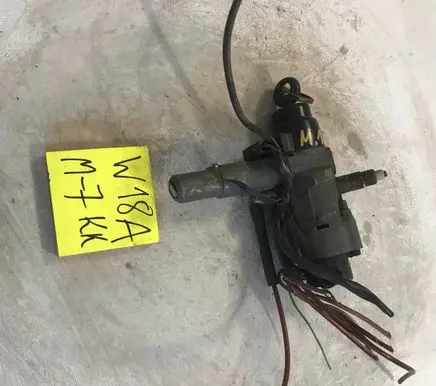 Mercedes-Benz E W124 Ignition lock 