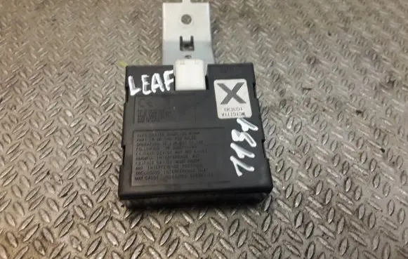 Nissan Leaf I (ZE0) Aerial antenna amplifier 1788DFWC1G154
