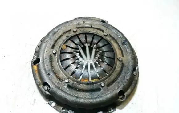 Volkswagen Polo IV 9N3 Pressure plate 