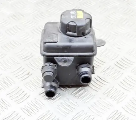 BMW i3 Coolant expansion tank/reservoir 9327150