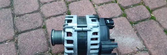 Renault Master III Generator/alternator 231007317R FG18T211 2740536B