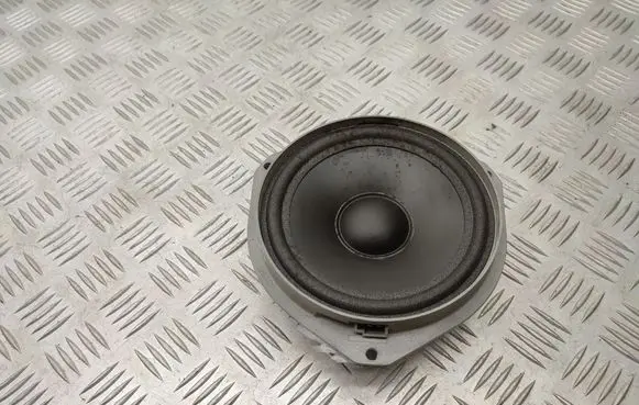 Iveco Daily 6th gen Front door speaker 5802183721