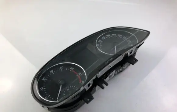 Skoda Fabia Mk3 (NJ) Speedometer (instrument cluster) 6V0920740A