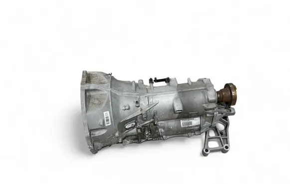 Dodge Challenger Automatic gearbox P68456184AA T01UM250184071
