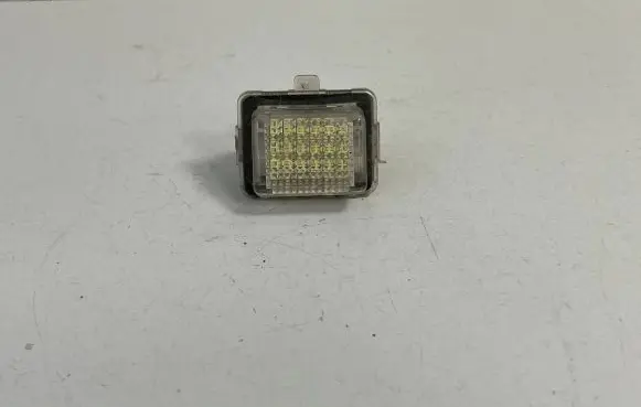 Mercedes-Benz S W221 Number plate light