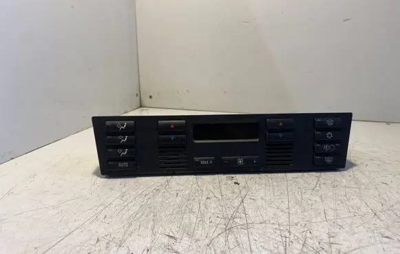BMW 5 E39 Climate control unit 6915799 900250950001 01198143