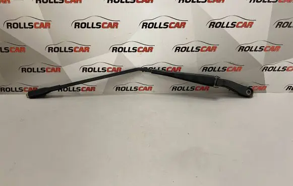 Mercedes-Benz B W245 Front wiper blade arm A1698200140