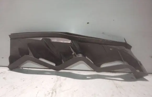 Volkswagen PASSAT B6 Front bumper mounting bracket 3C0807889