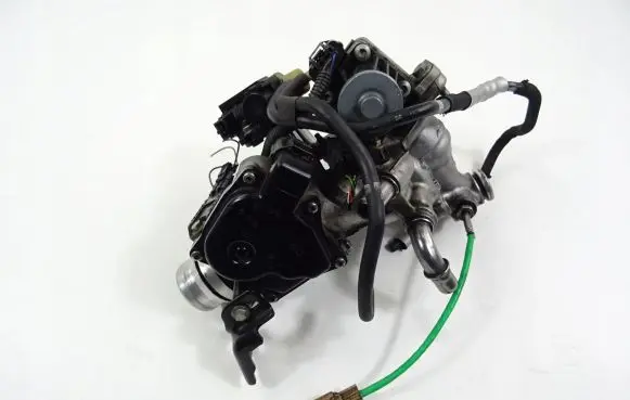 Nissan Juke I F15 EGR valve 161A09287R
