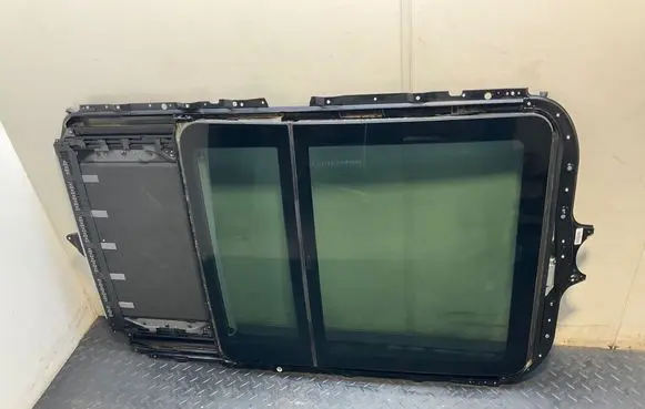 BMW 5 E60 E61 Sunroof set 7198974 0707095309
