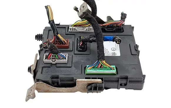 Nissan Qashqai Central body control module 284B14CB2C