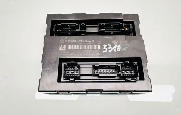 Audi A4 S4 B8 8K Comfort/convenience module 8K0907064N 5DK00991870