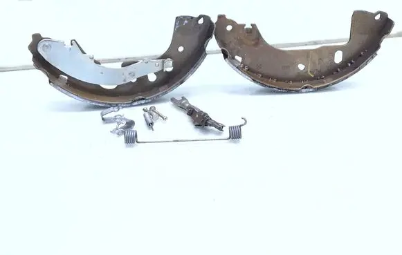 Cupra Born Handbrake/parking brake pads D0N8479GF