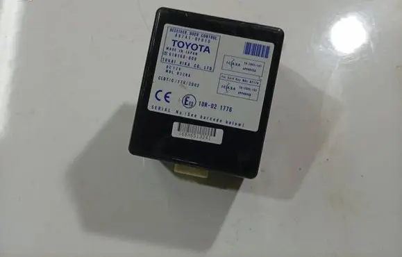 Toyota Corolla Verso AR10 Door control unit/module 897410F010