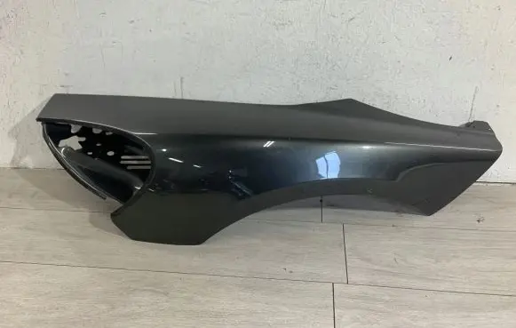 McLaren 570S Fender