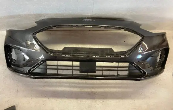 Ford Focus Front bumper JX7817757S