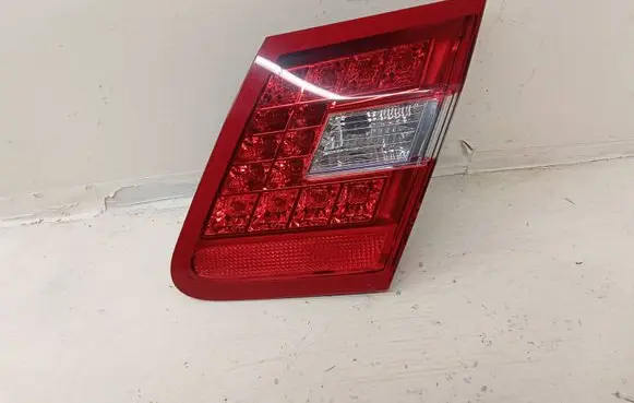 Mercedes-Benz E W212 Tailgate rear/tail lights A2129060258