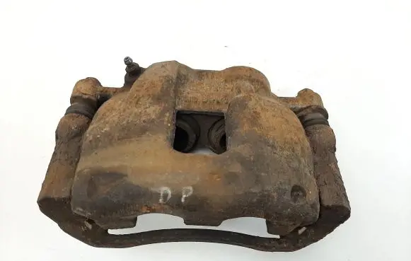 Volkswagen Amarok Front brake caliper 2H0615106