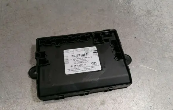 Mercedes-Benz S W221 Door control unit/module A2218704893 A2218708993