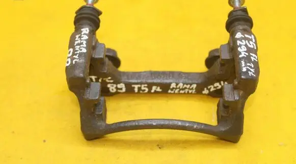 Volkswagen Multivan T5 Brake caliper pad carrier rear 