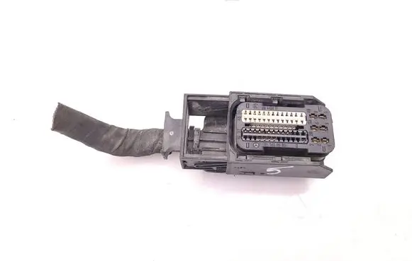 Mercedes-Benz Sprinter W906 ABS module connector plug 0015450930