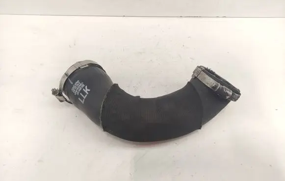 Audi A8 S8 D4 4H Intercooler hose/pipe 4H0145738N